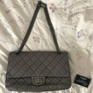 💔SOLD💔CHANEL Reissue 2.55 aged calfskin 227 flap